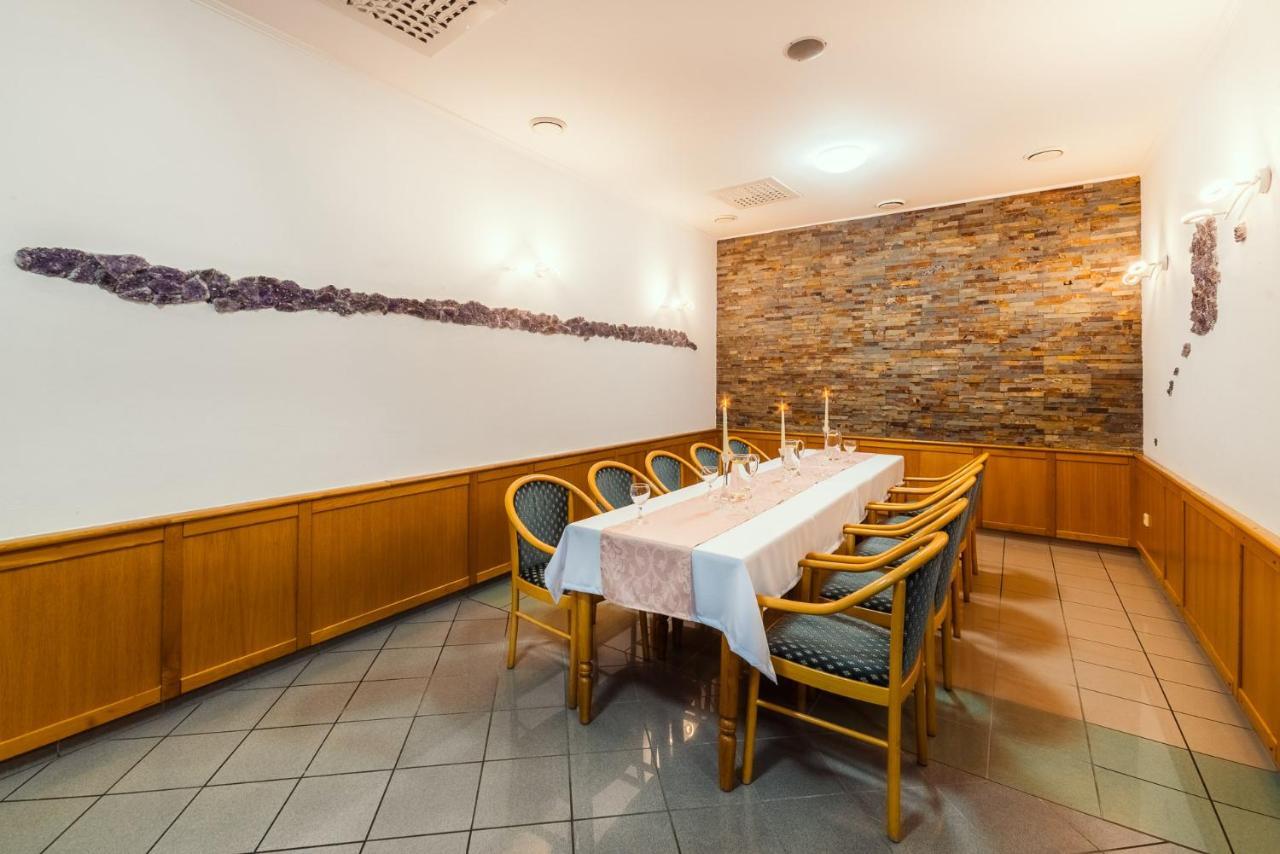 Hotel Velka Klajdovka Μπρνο Εξωτερικό φωτογραφία