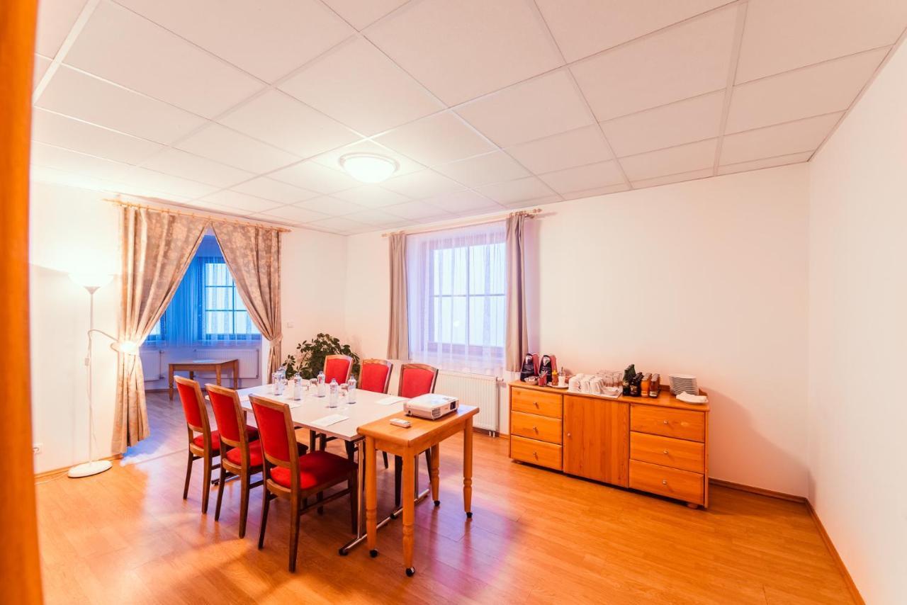 Hotel Velka Klajdovka Μπρνο Εξωτερικό φωτογραφία